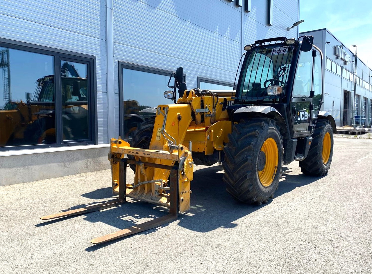 JCB 535-95 - Телескопический погрузчик: фото 1 JCB 535-95 - Телескопический погрузчик: фото 1