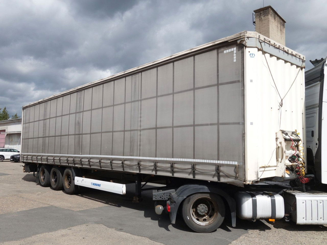 Krone SD Standard, Liftachse - Тентованный полуприцеп: фото 3 Krone SD Standard, Liftachse - Тентованный полуприцеп: фото 3