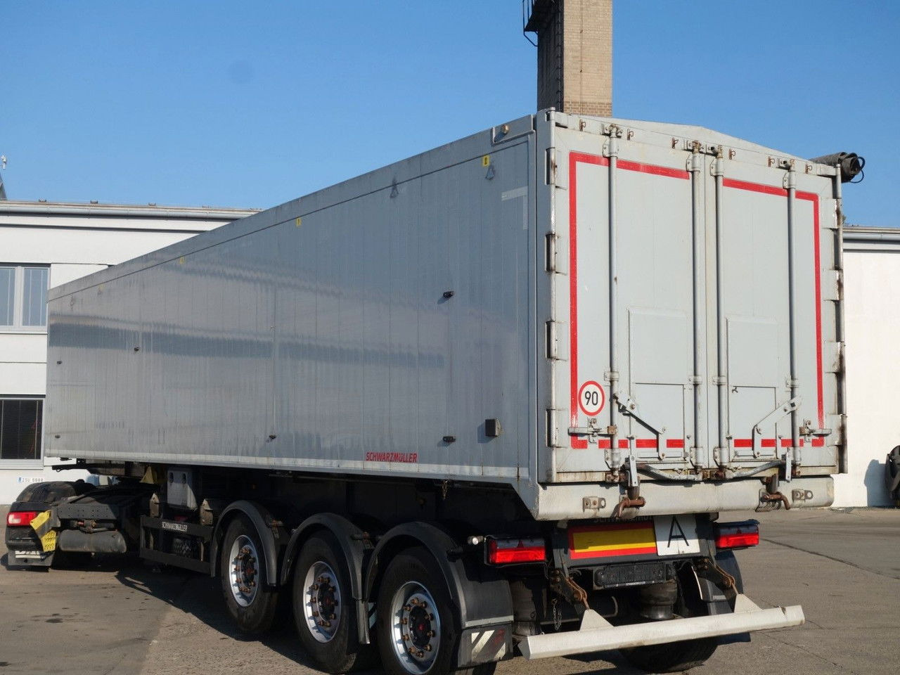 Schwarzmüller Alu Kipper, 50 cm3, Rollplane, Liftachse, SAF - Самосвальный полуприцеп: фото 5 Schwarzmüller Alu Kipper, 50 cm3, Rollplane, Liftachse, SAF - Самосвальный полуприцеп: фото 5