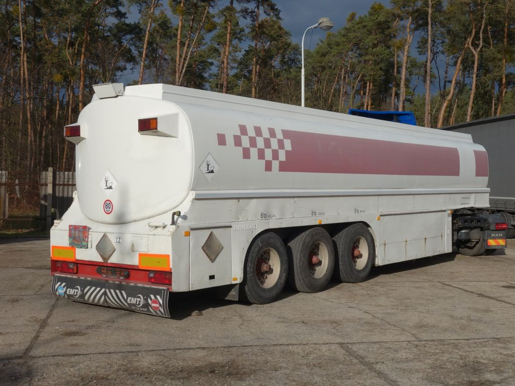 Schwarzmüller TSL 3/E Diesel/Benzin 7 Kammern - Полуприцеп-цистерна: фото 3 Schwarzmüller TSL 3/E Diesel/Benzin 7 Kammern - Полуприцеп-цистерна: фото 3