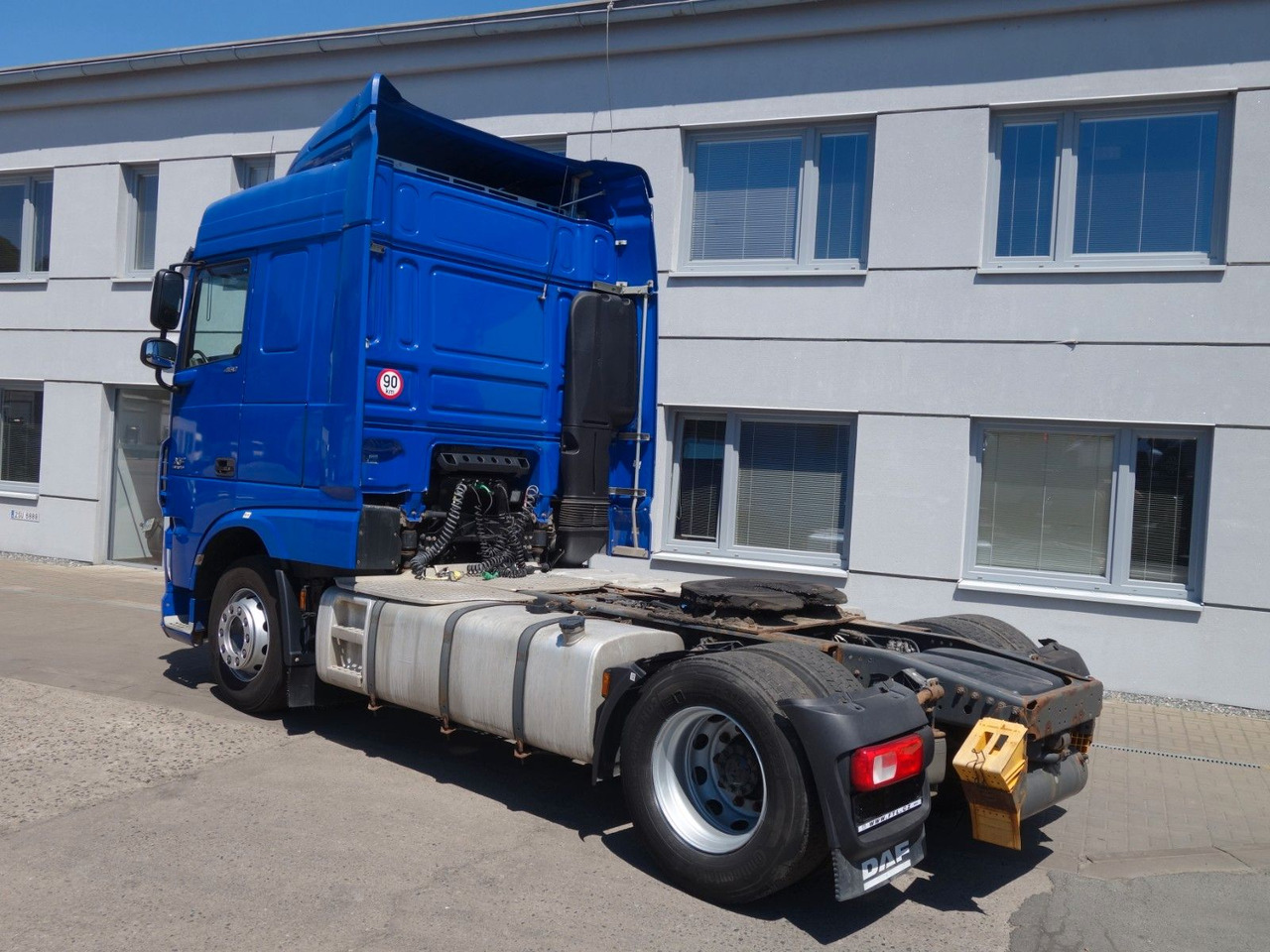 DAF XF 460 SC Standard, Nur 461.000 km !! - Тягач: фото 4 DAF XF 460 SC Standard, Nur 461.000 km !! - Тягач: фото 4