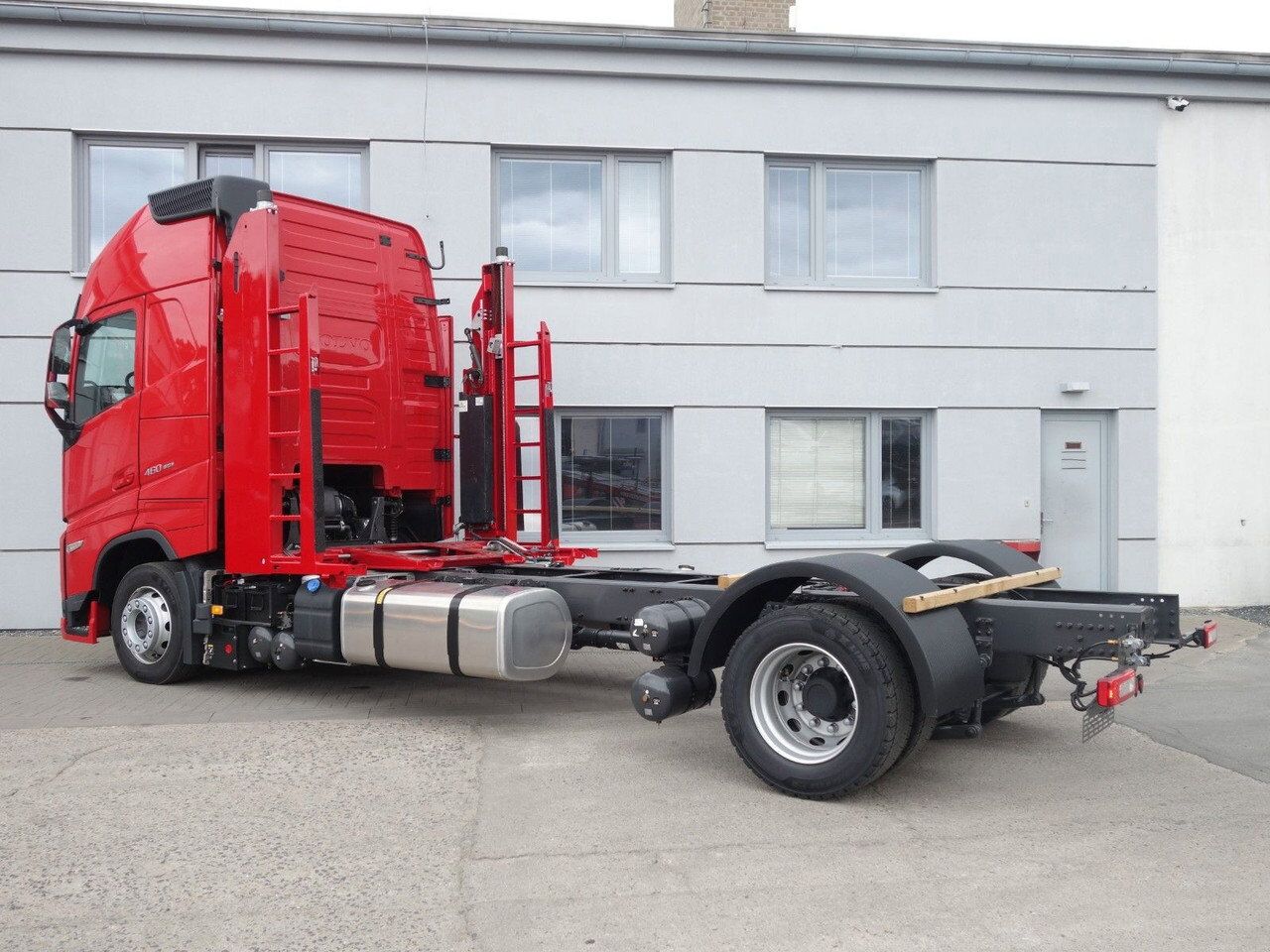 Volvo FH 13 XL 460 TC Neue fur Kassbohrer,Rolfo, Rimo - Грузовик-шасси: фото 5 Volvo FH 13 XL 460 TC Neue fur Kassbohrer,Rolfo, Rimo - Грузовик-шасси: фото 5