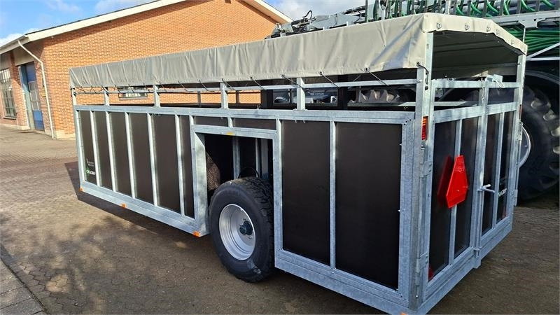CN Agro Model D - Прицеп для перевозки животных, Сельскохозяйственный прицеп: фото 2 CN Agro Model D - Прицеп для перевозки животных, Сельскохозяйственный прицеп: фото 2