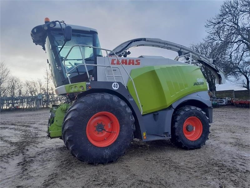 Кормоуборочный комбайн Claas JAGUAR 940 DYNAMIC POWER Kemper majsbord: фото 1