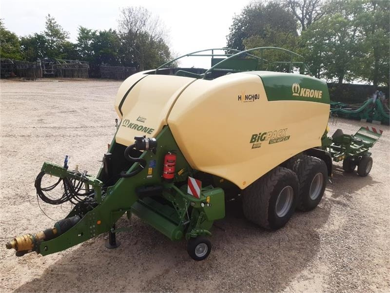 Krone Big Pack 1290 HDP II XC m. Balecollect 1230 - Пресс-подборщик тюковый: фото 1 Krone Big Pack 1290 HDP II XC m. Balecollect 1230 - Пресс-подборщик тюковый: фото 1