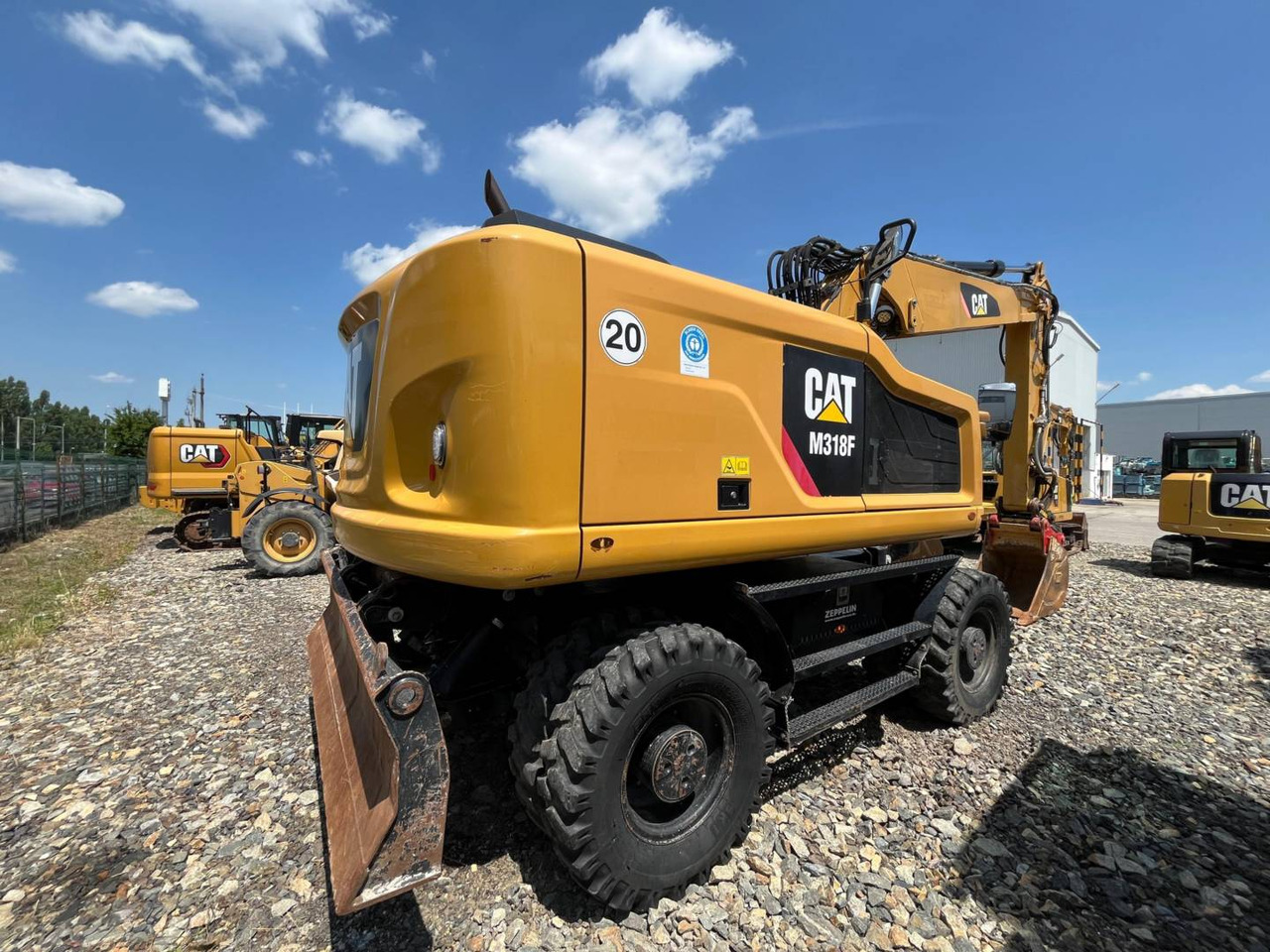 CAT M318F - Колёсный экскаватор: фото 3 CAT M318F - Колёсный экскаватор: фото 3
