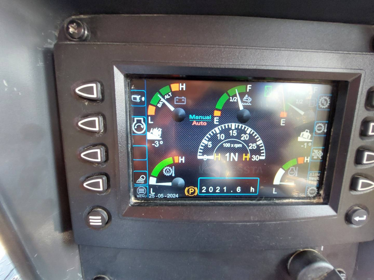 DRESSTA NORTH AMERICA TD-15M - Бульдозер: фото 5 DRESSTA NORTH AMERICA TD-15M - Бульдозер: фото 5