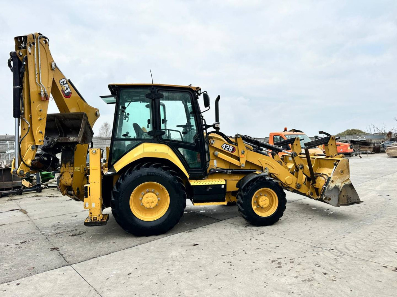 CAT 428 - Экскаватор-погрузчик: фото 3 CAT 428 - Экскаватор-погрузчик: фото 3