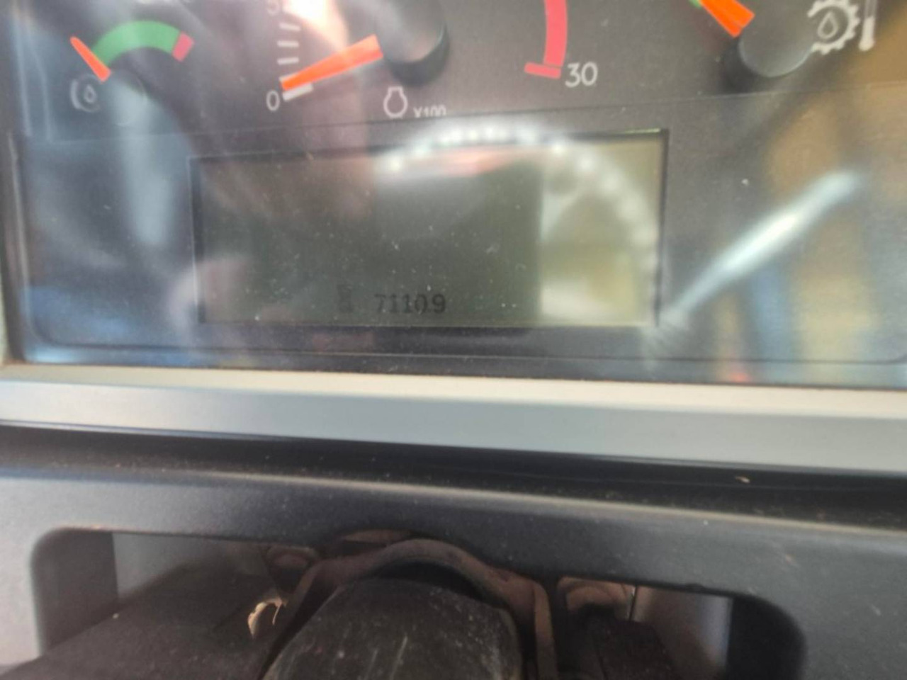 CAT 772G - Карьерный самосвал: фото 5 CAT 772G - Карьерный самосвал: фото 5