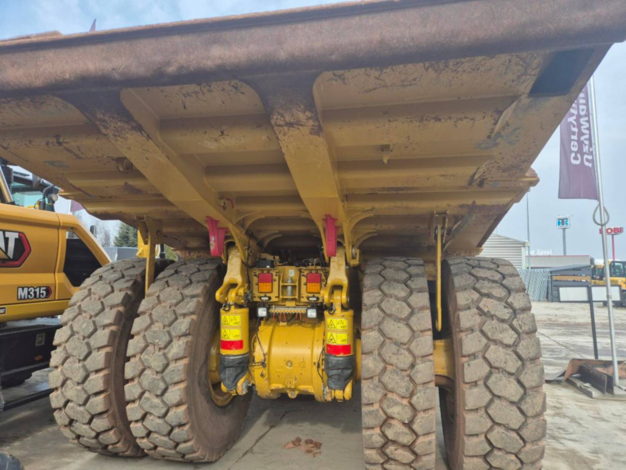 CAT 772G - Карьерный самосвал: фото 4 CAT 772G - Карьерный самосвал: фото 4