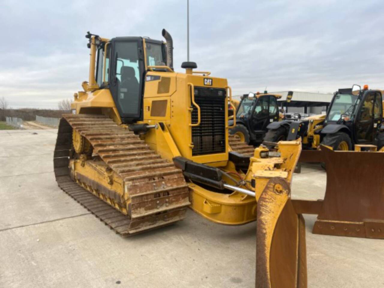 CAT D6NLGP - Бульдозер: фото 2 CAT D6NLGP - Бульдозер: фото 2