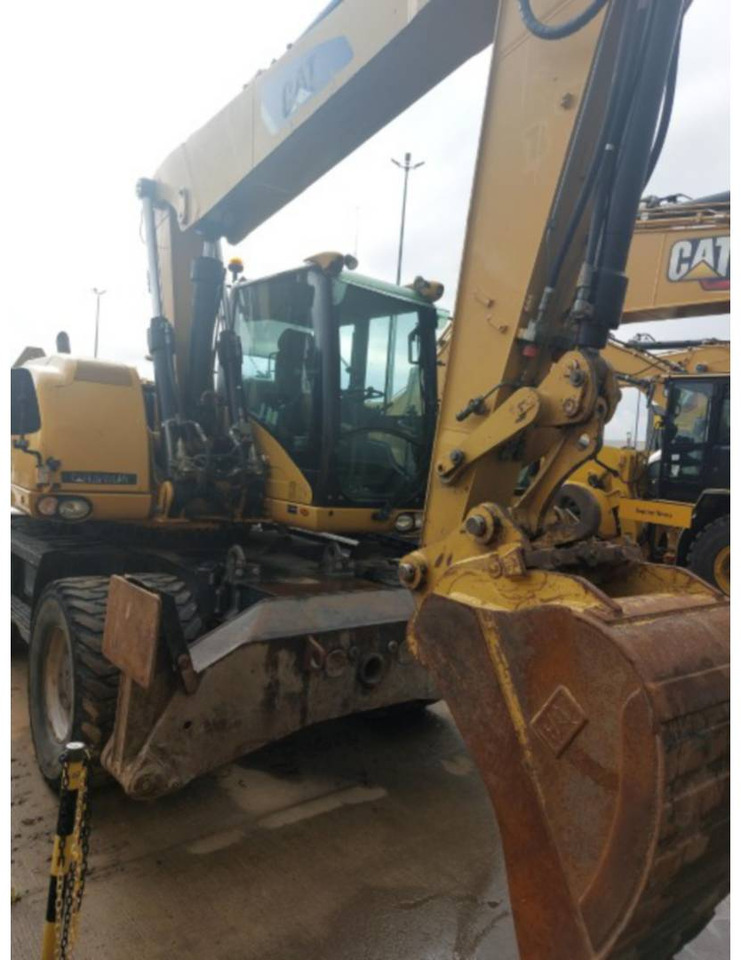 CAT M315D - Колёсный экскаватор: фото 2 CAT M315D - Колёсный экскаватор: фото 2