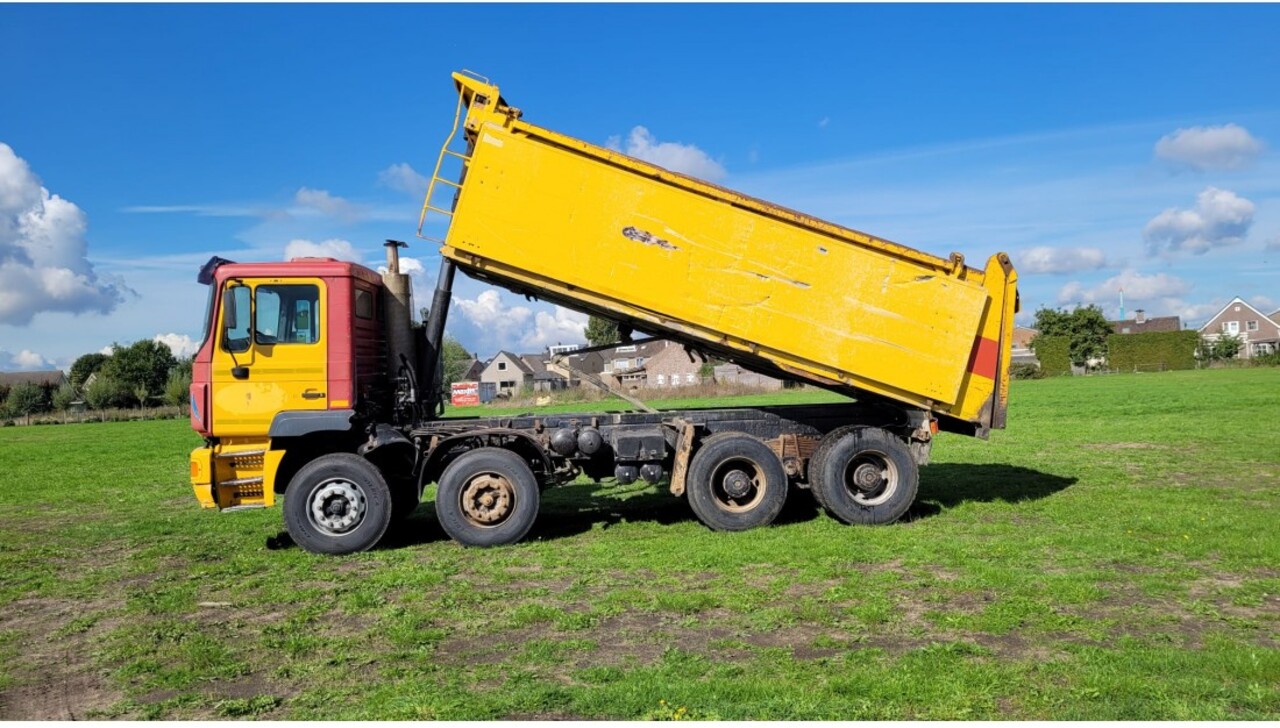 MAN 41.364 EURO 2 8X4 TIPPER SPRING/SPRING MANUAL GEARBOX - Самосвал: фото 3 MAN 41.364 EURO 2 8X4 TIPPER SPRING/SPRING MANUAL GEARBOX - Самосвал: фото 3