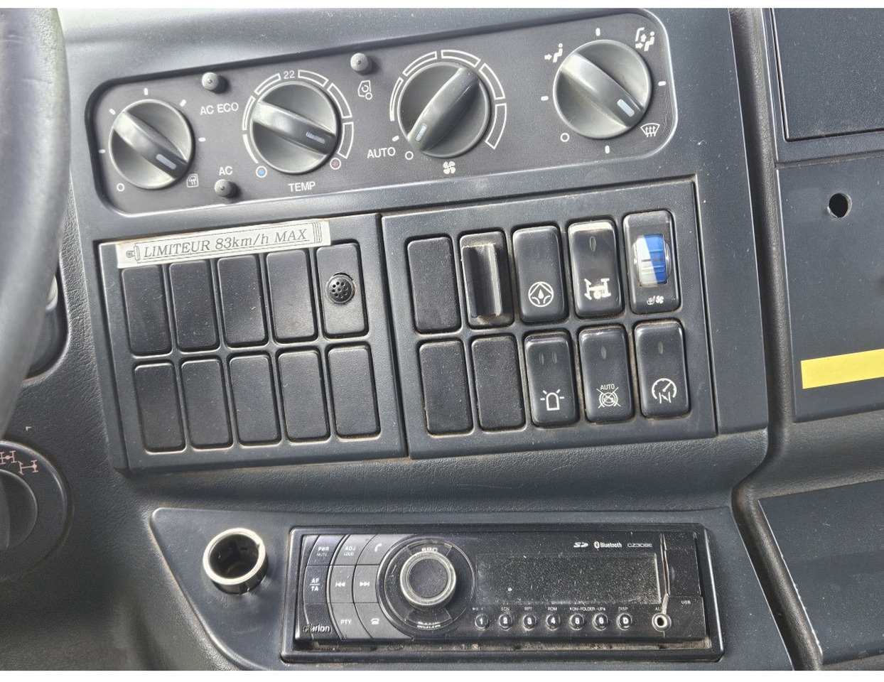 Самосвал MAN TGA 33.360 TIPPER 3 SIDE CRANE PALFINGER 16502 *REMOTE CONTROL: фото 16 Самосвал MAN TGA 33.360 TIPPER 3 SIDE CRANE PALFINGER 16502 *REMOTE CONTROL: фото 16