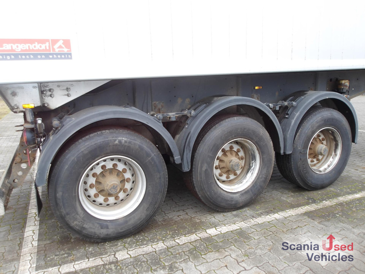 LANGENDORF SKA 24/30 - 29m³ - ALUKASTEN - LIFT - BPW - - Самосвальный полуприцеп: фото 5 LANGENDORF SKA 24/30 - 29m³ - ALUKASTEN - LIFT - BPW - - Самосвальный полуприцеп: фото 5