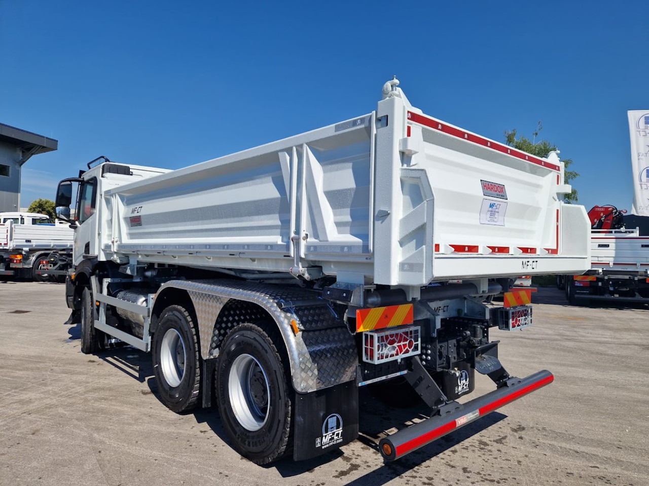 Малотоннажный самосвал IVECO T-WAY AD380T45: фото 7
