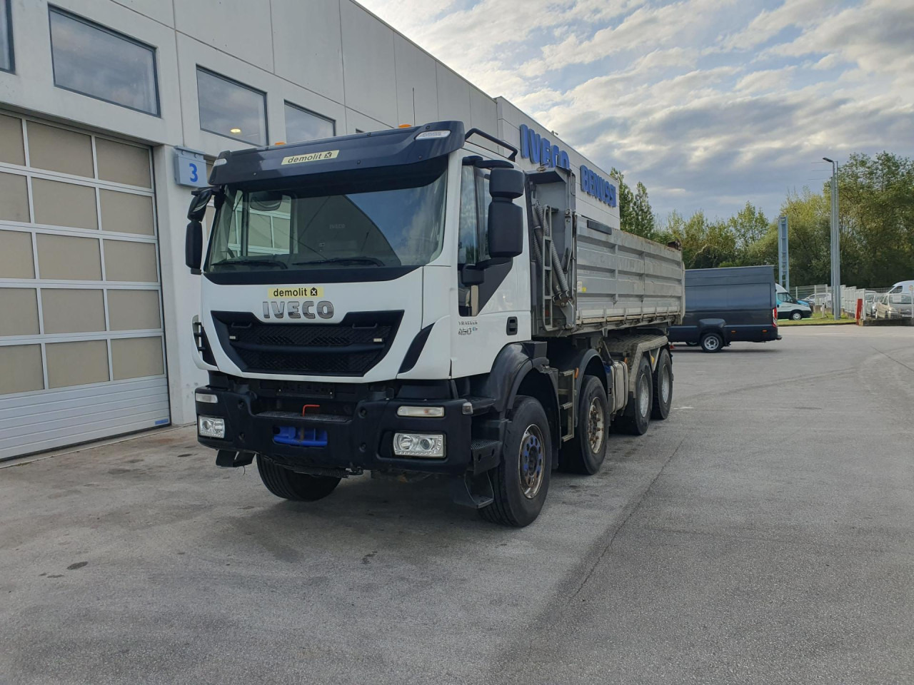IVECO Trakker AD410T45 - Самосвал: фото 1 IVECO Trakker AD410T45 - Самосвал: фото 1