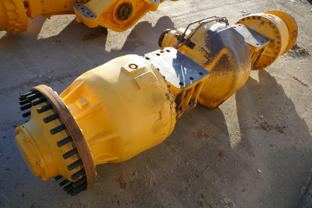 Volvo L 250 G, Framaxel voe15199811 - Ось и запчасти для Строительной техники: фото 2 Volvo L 250 G, Framaxel voe15199811 - Ось и запчасти для Строительной техники: фото 2