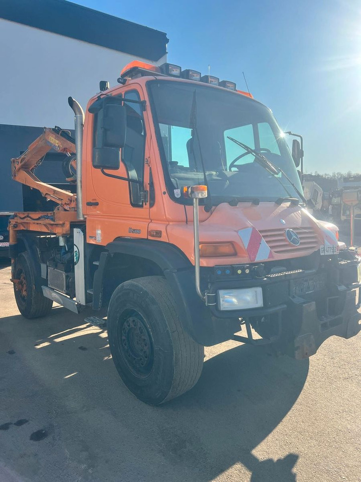 Unimog U500 4x4, Boeschungsmaehwerk Mulag - Грузовик: фото 3 Unimog U500 4x4, Boeschungsmaehwerk Mulag - Грузовик: фото 3