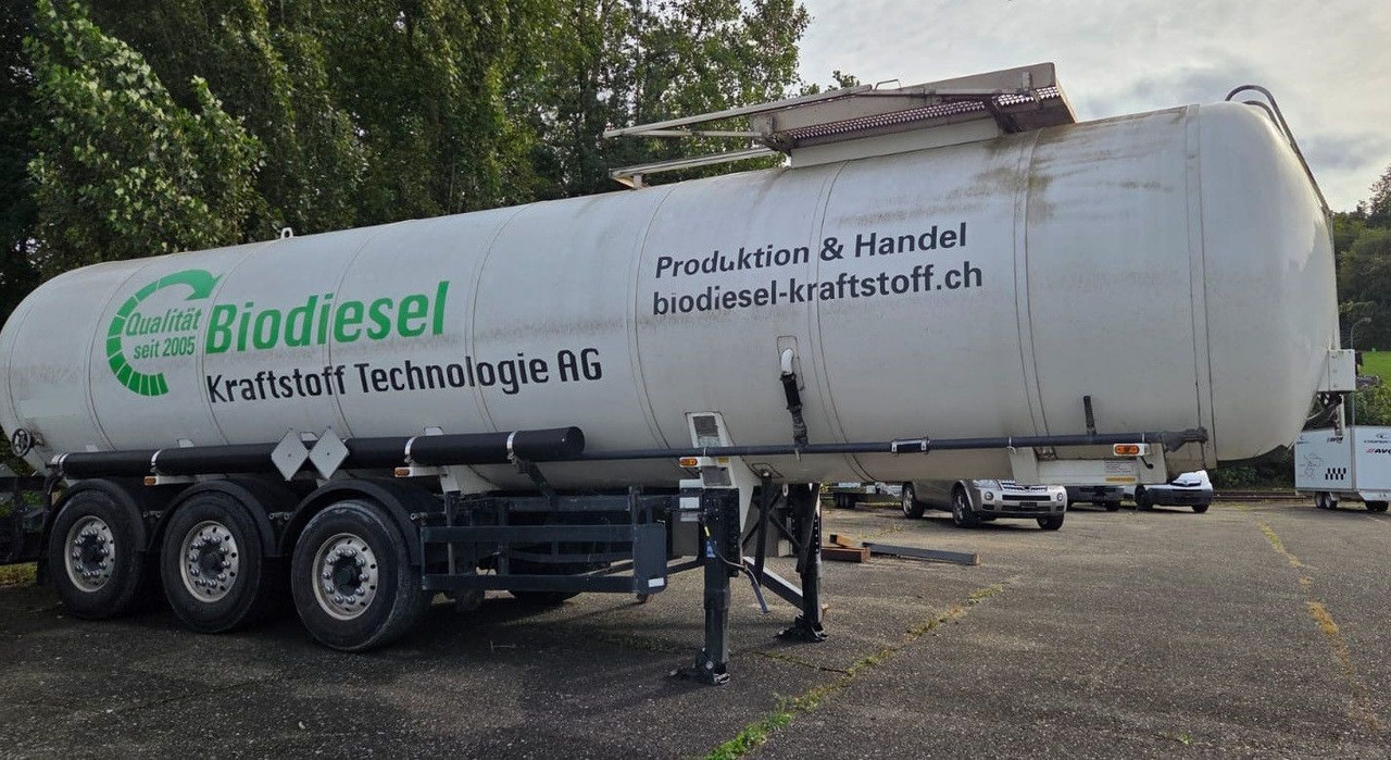 Schwarzmüller TS 3/E, ADR, Bitumen, 1 Kammer - Полуприцеп-цистерна: фото 3 Schwarzmüller TS 3/E, ADR, Bitumen, 1 Kammer - Полуприцеп-цистерна: фото 3