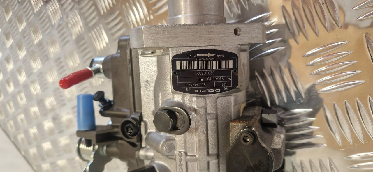 320/06927 12V injection pump 9323A252G Delphi - Двигатель и запчасти для Строительной техники: фото 4 320/06927 12V injection pump 9323A252G Delphi - Двигатель и запчасти для Строительной техники: фото 4