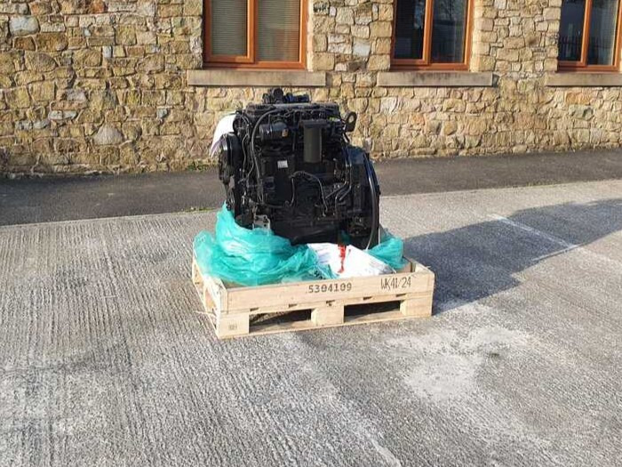 Cummins B6.7 engine unused 6 cylinder CM2450 ECU QSB - Двигатель для Строительной техники: фото 5 Cummins B6.7 engine unused 6 cylinder CM2450 ECU QSB - Двигатель для Строительной техники: фото 5