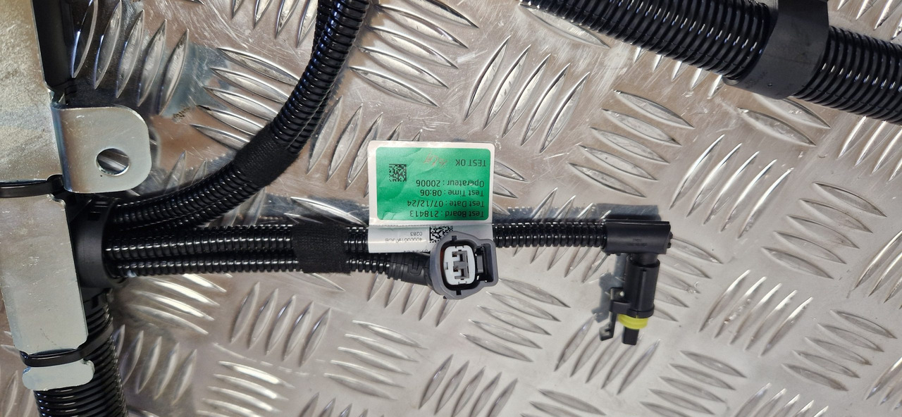 JCB 320/09890 engine Harness Tier 4 interim - Двигатель и запчасти для Строительной техники: фото 5 JCB 320/09890 engine Harness Tier 4 interim - Двигатель и запчасти для Строительной техники: фото 5