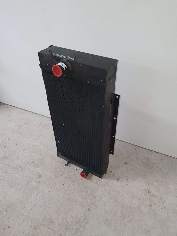 JCB JS140 Excavator Radiator 332/Y6222 - Двигатель и запчасти для Строительной техники: фото 1 JCB JS140 Excavator Radiator 332/Y6222 - Двигатель и запчасти для Строительной техники: фото 1