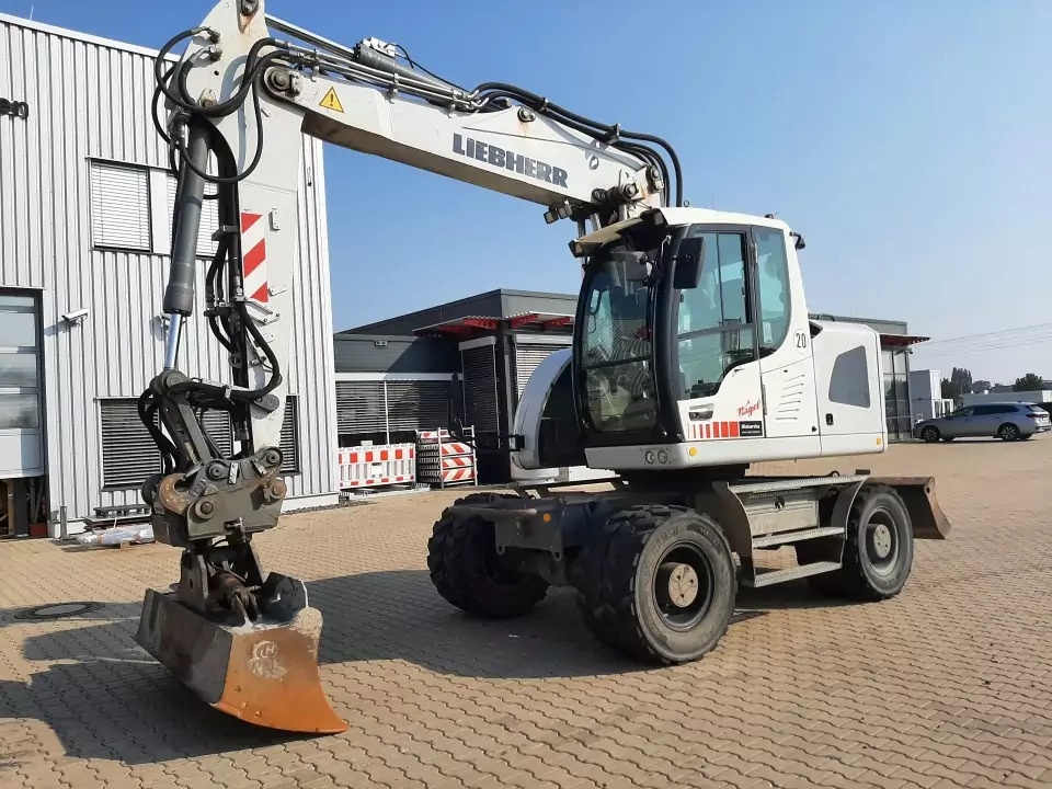 2015 Liebherr A 918Compact - Колёсный экскаватор: фото 1 2015 Liebherr A 918Compact - Колёсный экскаватор: фото 1