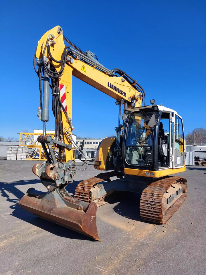 2015 Liebherr R 914Compact - Гусеничный экскаватор: фото 1 2015 Liebherr R 914Compact - Гусеничный экскаватор: фото 1