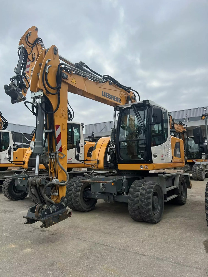 Колёсный экскаватор 2022 Liebherr A 918 Litronic G6.0-D: фото 1