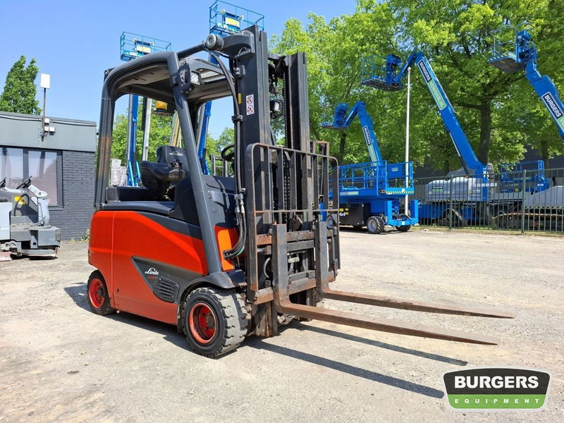 Linde E20PH - Электропогрузчик: фото 2 Linde E20PH - Электропогрузчик: фото 2