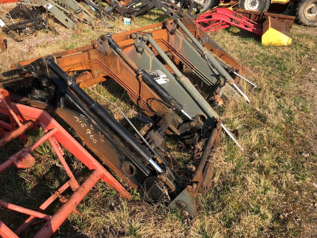 Reservdelar till Ålö Quicke 960 lastare - Фронтальный погрузчик для трактора: фото 1 Reservdelar till Ålö Quicke 960 lastare - Фронтальный погрузчик для трактора: фото 1