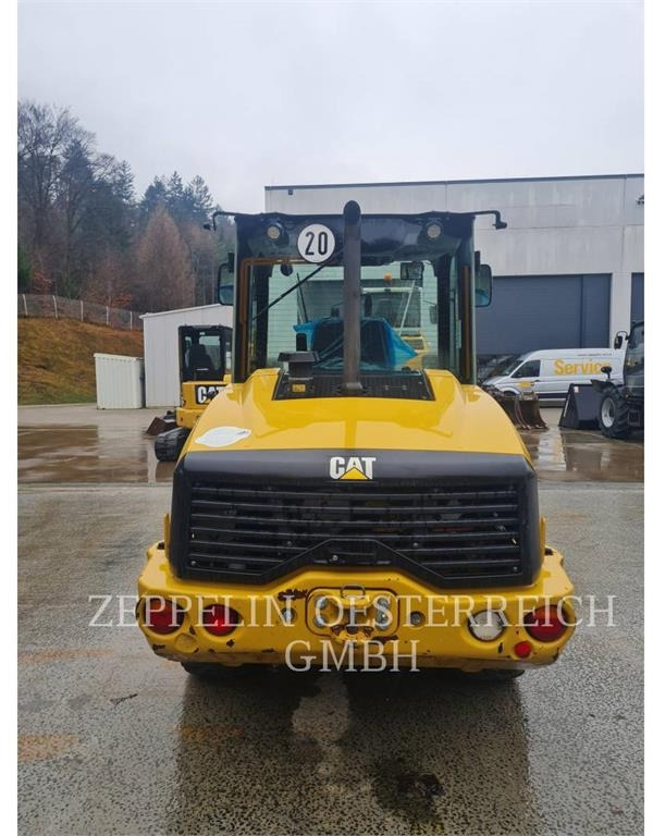 CAT 906M - Колёсный погрузчик: фото 4 CAT 906M - Колёсный погрузчик: фото 4