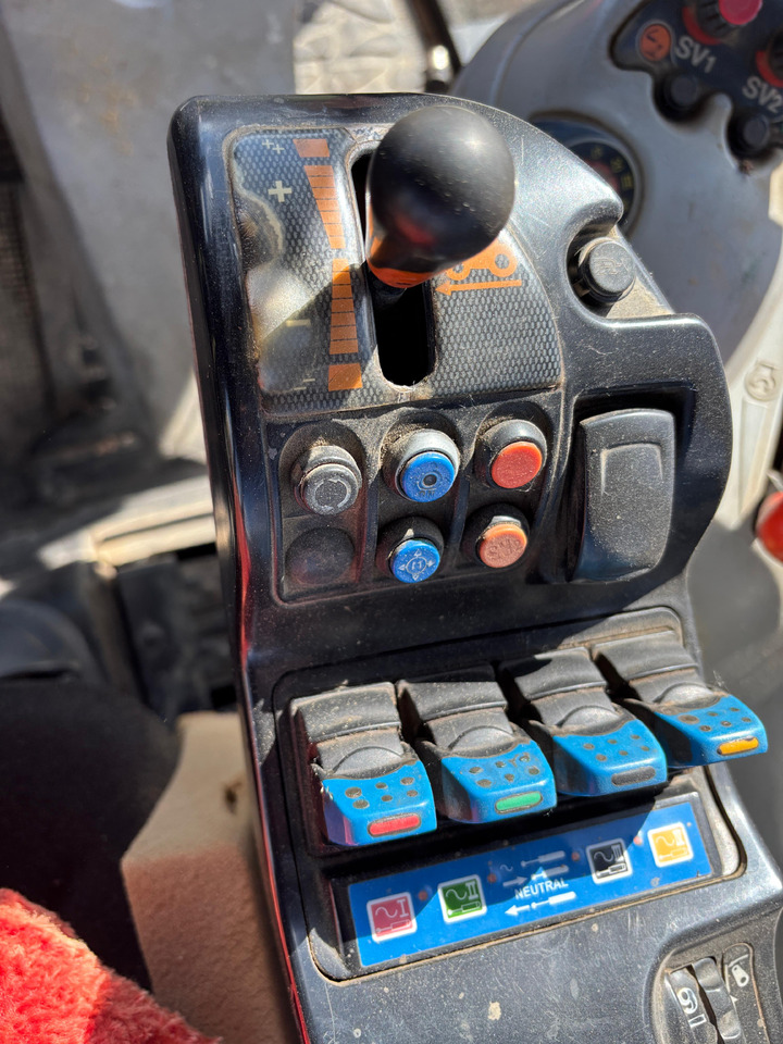 AGCO Massay Ferguson 8480 Przełączniki Przycisk Kabiny Kabinowe - Кабина и интерьер для Сельскохозяйственной техники: фото 4 AGCO Massay Ferguson 8480 Przełączniki Przycisk Kabiny Kabinowe - Кабина и интерьер для Сельскохозяйственной техники: фото 4