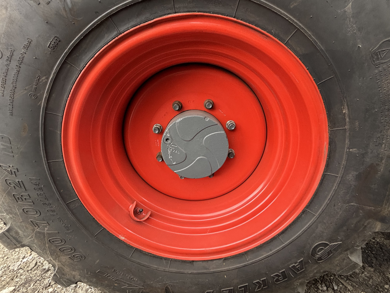 CLAAS Scorpion FELGA DW16Lx24 DW 16 L x 24 16x24 8 szpilek - Колесный диск для Сельскохозяйственной техники: фото 2 CLAAS Scorpion FELGA DW16Lx24 DW 16 L x 24 16x24 8 szpilek - Колесный диск для Сельскохозяйственной техники: фото 2