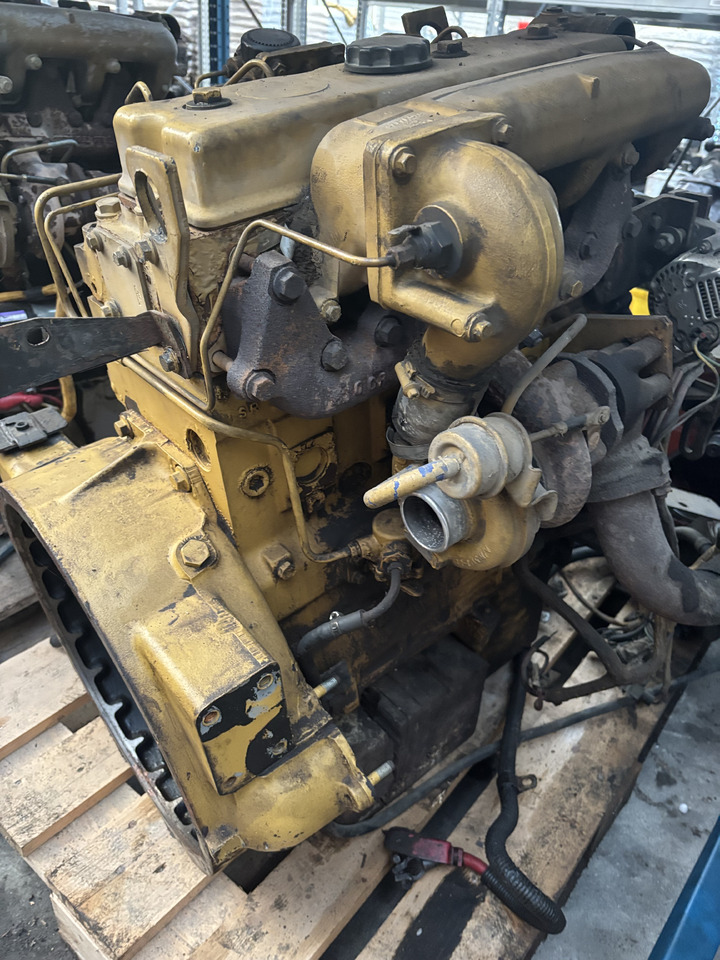 Cat Perkins 130-6342 1935/2200 Silnik CZĘŚCI - Двигатель для Сельскохозяйственной техники: фото 3 Cat Perkins 130-6342 1935/2200 Silnik CZĘŚCI - Двигатель для Сельскохозяйственной техники: фото 3