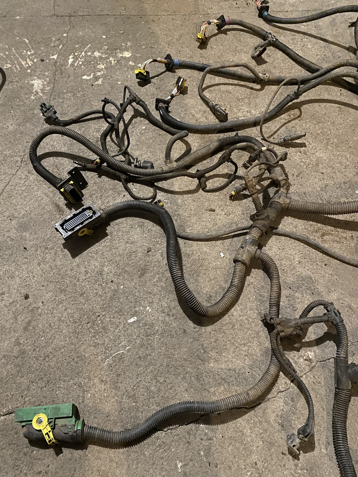 Claas Arion 550-520 650-620 - kabel wiązka elektryczna 0011510550 - Кабели/ Провода для Тракторов: фото 2 Claas Arion 550-520 650-620 - kabel wiązka elektryczna 0011510550 - Кабели/ Провода для Тракторов: фото 2