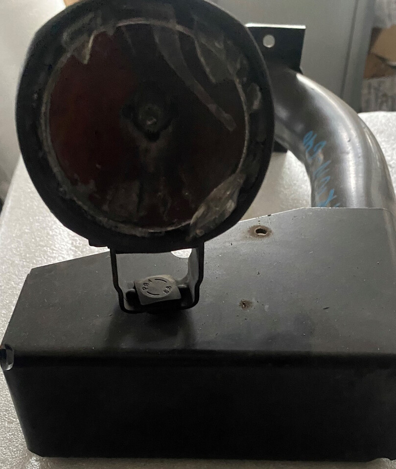 Claas Arion 640 - Lampy / Mocowania Lamp / Reflektory - Свет/ Освещение для Сельскохозяйственной техники: фото 4 Claas Arion 640 - Lampy / Mocowania Lamp / Reflektory - Свет/ Освещение для Сельскохозяйственной техники: фото 4