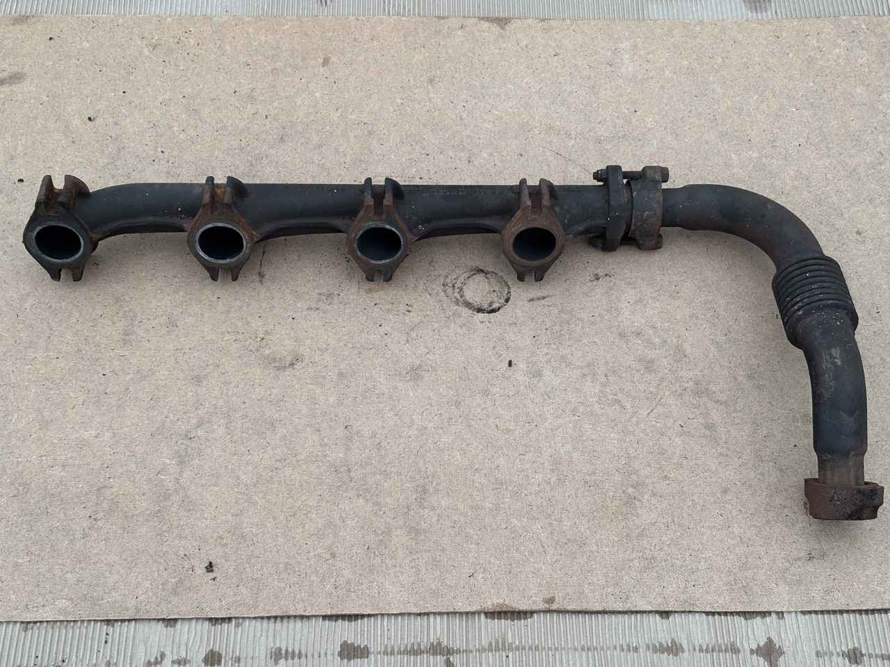 Claas LEXION 780 KOLEKTOR WYDECHOWY 5421420601 - Выхлопная труба для Зерноуборочных комбайнов: фото 4 Claas LEXION 780 KOLEKTOR WYDECHOWY 5421420601 - Выхлопная труба для Зерноуборочных комбайнов: фото 4