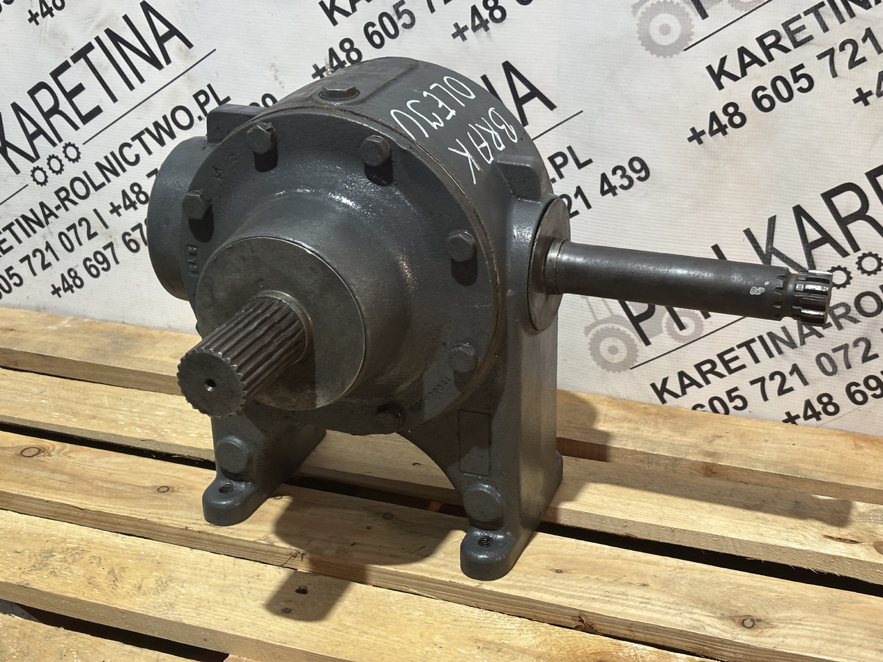 Claas Lexion 730 740 750 760 770 Przekładnia Kątowa Rotora Lewa 0006947122 00 0694 712 2 - Коробка передач для Сельскохозяйственной техники: фото 1 Claas Lexion 730 740 750 760 770 Przekładnia Kątowa Rotora Lewa 0006947122 00 0694 712 2 - Коробка передач для Сельскохозяйственной техники: фото 1