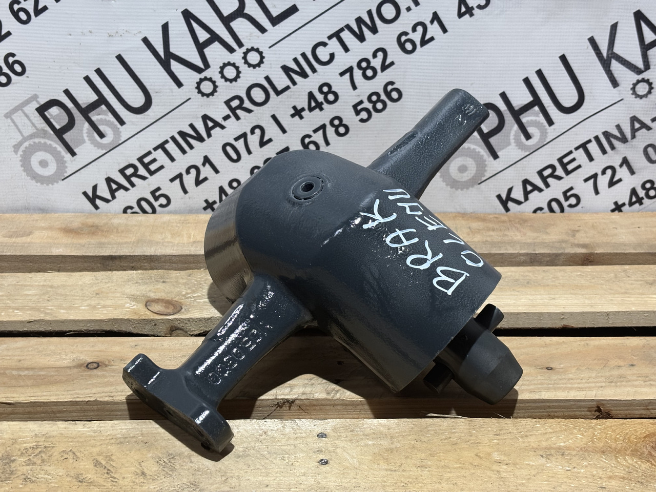 Claas Lexion 740750 760 770 Przekładnia Kątowa Rury Wysypu 0007555810 00 0755 581 0 - Коробка передач для Сельскохозяйственной техники: фото 1 Claas Lexion 740750 760 770 Przekładnia Kątowa Rury Wysypu 0007555810 00 0755 581 0 - Коробка передач для Сельскохозяйственной техники: фото 1