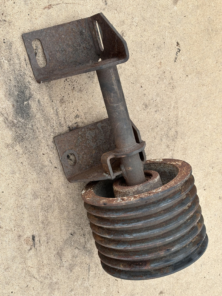 Claas Lexion 780 Koło Pasowe 7 rzędowe z mocowaniem - Ремень для Зерноуборочных комбайнов: фото 2 Claas Lexion 780 Koło Pasowe 7 rzędowe z mocowaniem - Ремень для Зерноуборочных комбайнов: фото 2