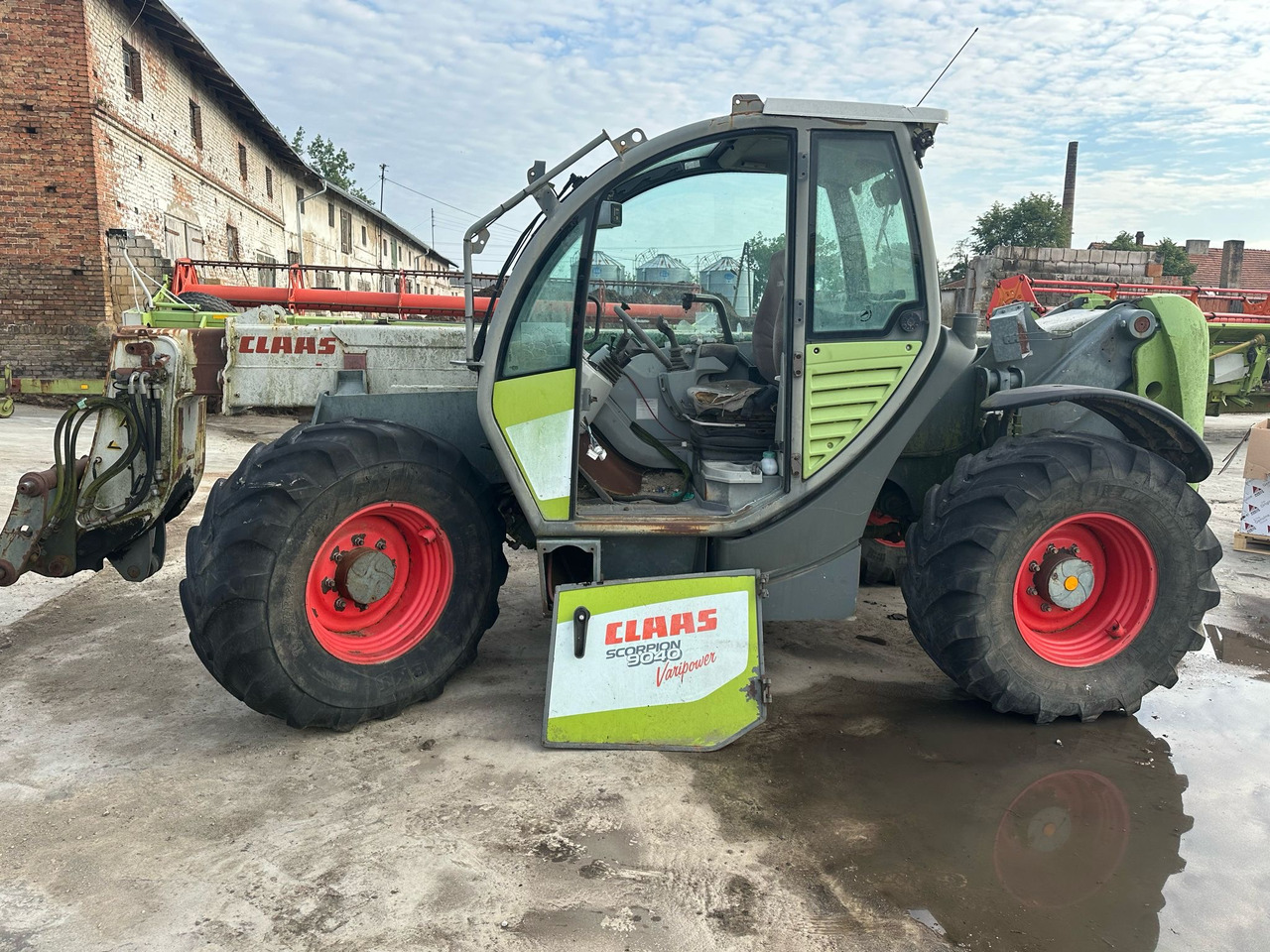 Claas Scorpion 9040 Variopower - kabina - Кабина для Сельскохозяйственной техники: фото 1 Claas Scorpion 9040 Variopower - kabina - Кабина для Сельскохозяйственной техники: фото 1