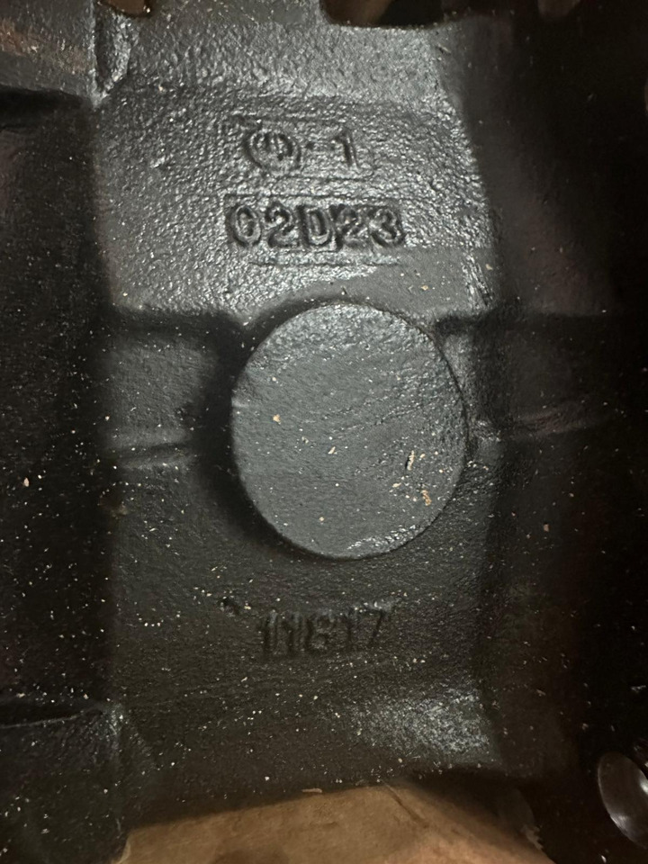 Deutz agrovector obudowa mostu pochwa mostu carraro 11817 - Ось и запчасти для Сельскохозяйственной техники: фото 4 Deutz agrovector obudowa mostu pochwa mostu carraro 11817 - Ось и запчасти для Сельскохозяйственной техники: фото 4