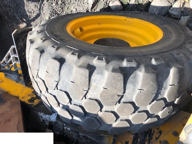 Felgi Jcb 16x24 - Колесный диск для Погрузочно-разгрузочной техники: фото 4 Felgi Jcb 16x24 - Колесный диск для Погрузочно-разгрузочной техники: фото 4