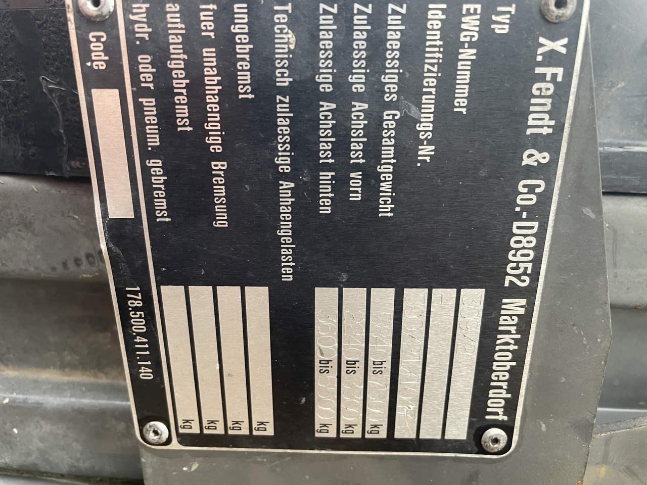 Fendt 304 305 306 307 308 309 - chłodnica wody G117201050100 - Масляный радиатор для Сельскохозяйственной техники: фото 2 Fendt 304 305 306 307 308 309 - chłodnica wody G117201050100 - Масляный радиатор для Сельскохозяйственной техники: фото 2