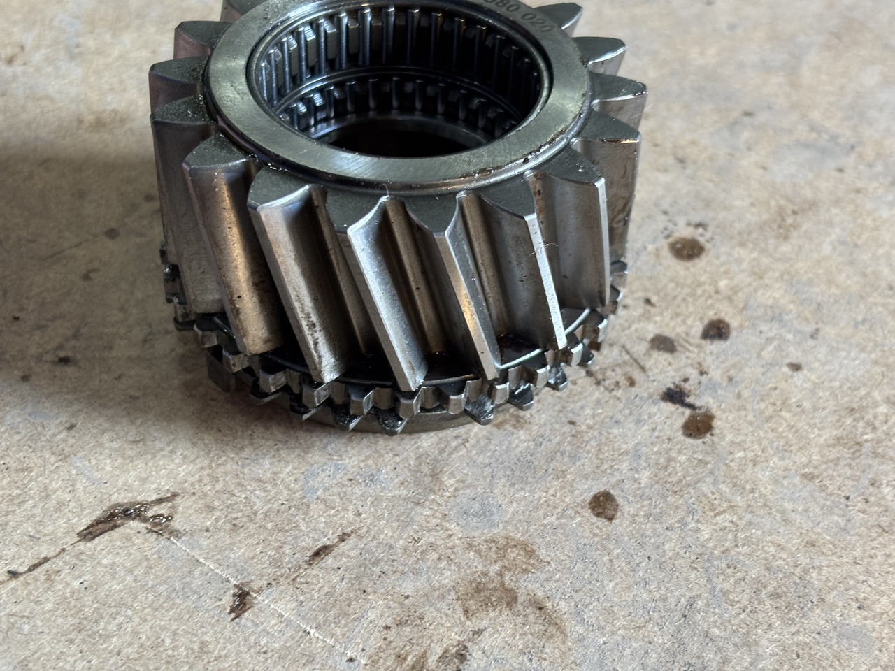 Fendt 307 308 309 310 311 312 Koło Zębate Walcowe 312100080020 - Трансмиссия для Сельскохозяйственной техники: фото 2 Fendt 307 308 309 310 311 312 Koło Zębate Walcowe 312100080020 - Трансмиссия для Сельскохозяйственной техники: фото 2