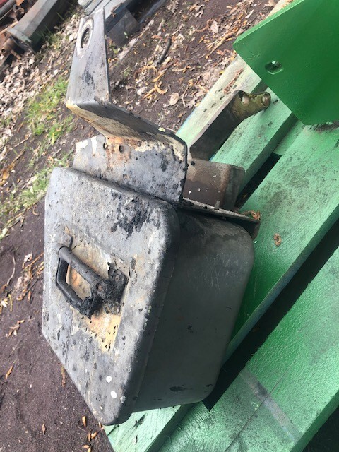 Fendt 311 , 312 LSA - Skrzynka Narzędziowa - Рама/ Шасси для Тракторов: фото 3 Fendt 311 , 312 LSA - Skrzynka Narzędziowa - Рама/ Шасси для Тракторов: фото 3