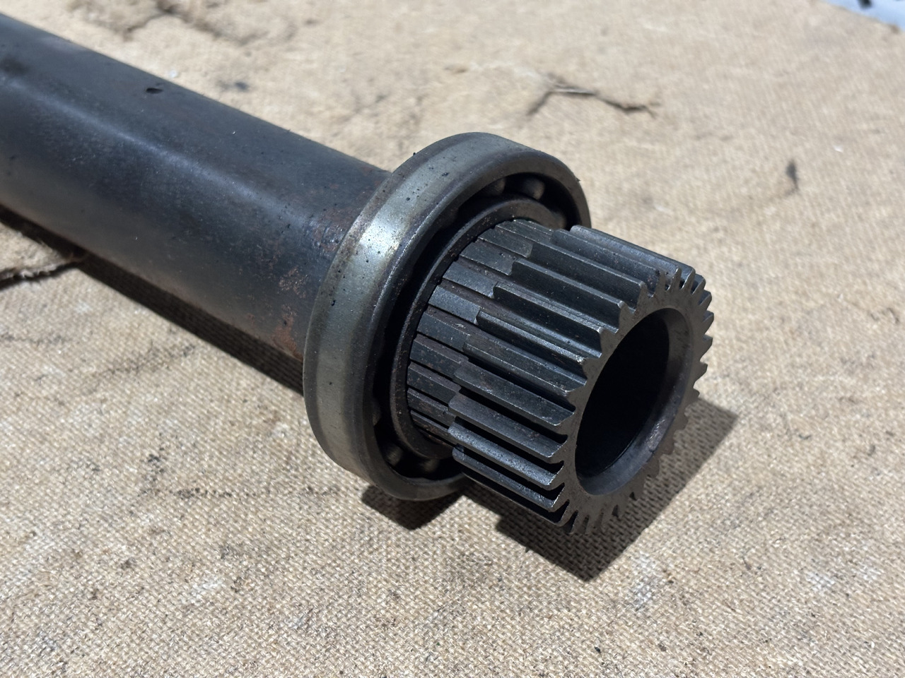 Fendt AGCO 920 924 926 930 Skrzynia Biegów Wał Wałek CZĘŚĆI M934100082040 - Коробка передач для Сельскохозяйственной техники: фото 3 Fendt AGCO 920 924 926 930 Skrzynia Biegów Wał Wałek CZĘŚĆI M934100082040 - Коробка передач для Сельскохозяйственной техники: фото 3